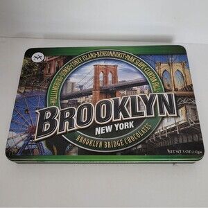 Brooklyn New York Bridge Chocolate Tin